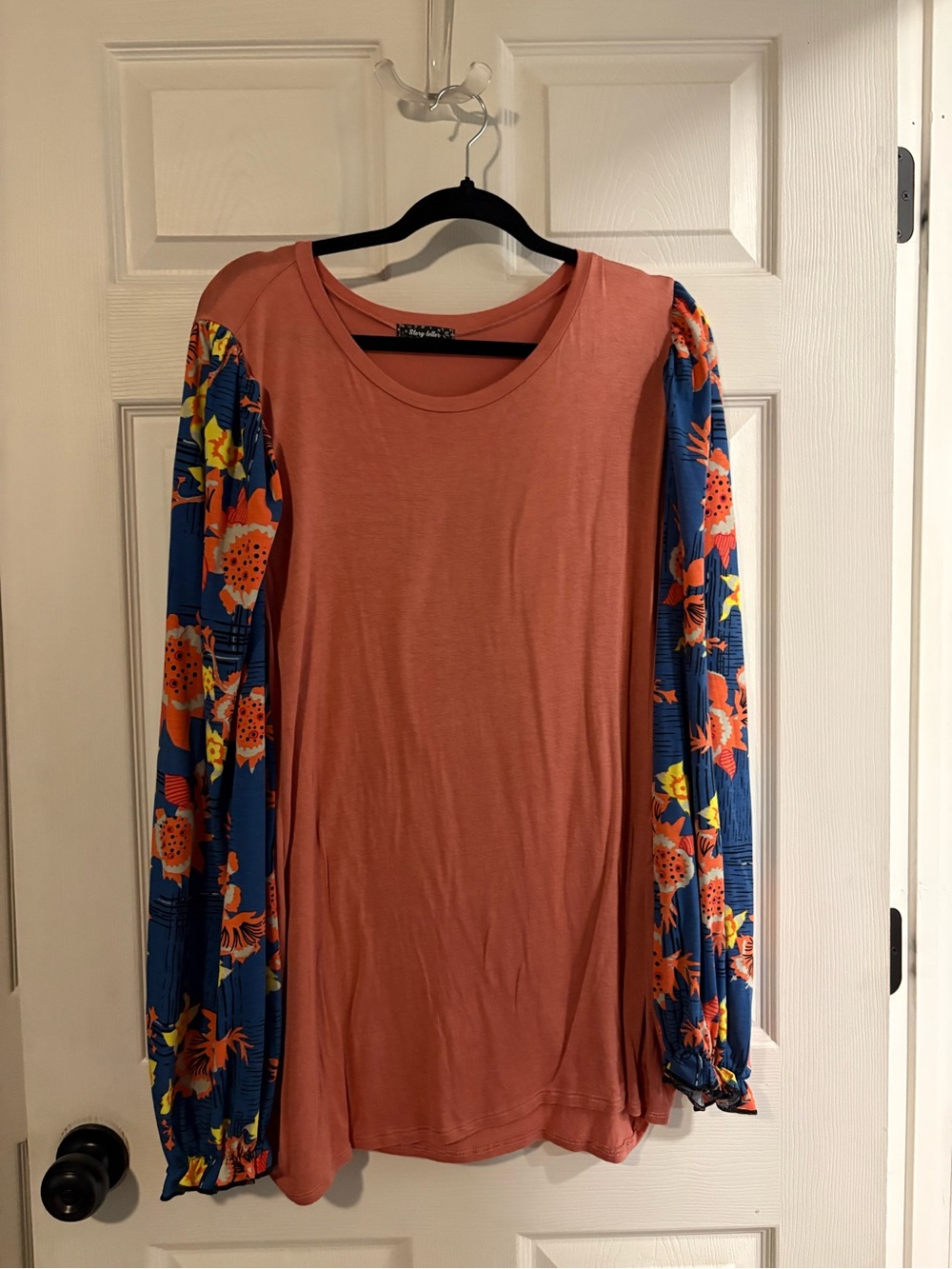 Women's Rust Pink Tunic with Blue Floral Balloon Sleeves